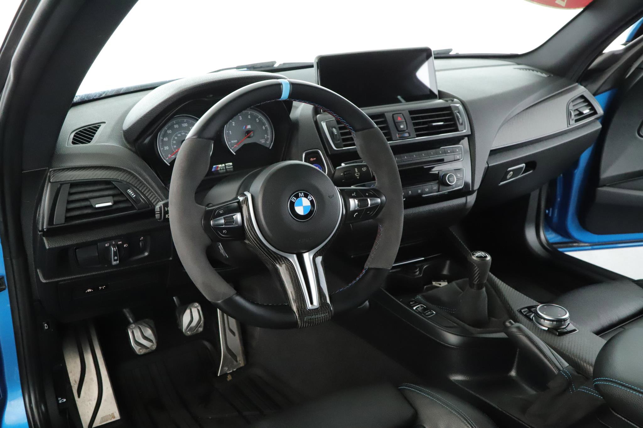 Used 2016 BMW M2 image 2