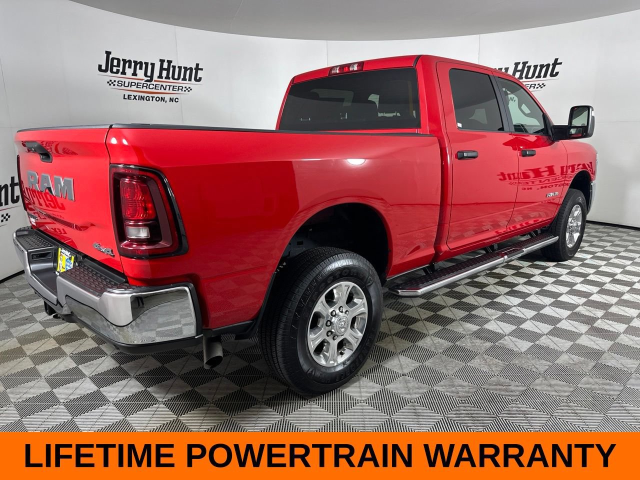 Used 2026 RAM 2500 Big Horn AWD/4WD image 6