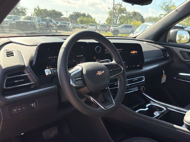 New 2027 Chevrolet Traverse LT w/ Driver Confidence Package FWD image 22