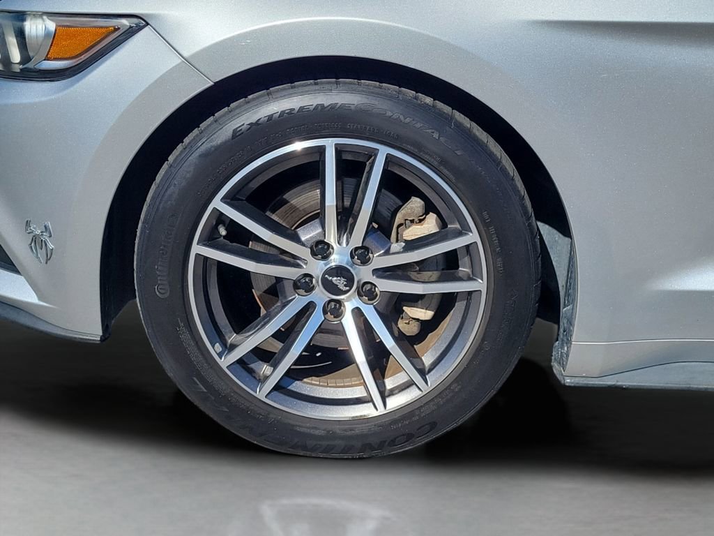 Used 2017 Ford Mustang Premium image 18