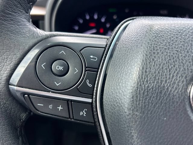 Used 2022 Toyota Avalon XLE FWD image 18