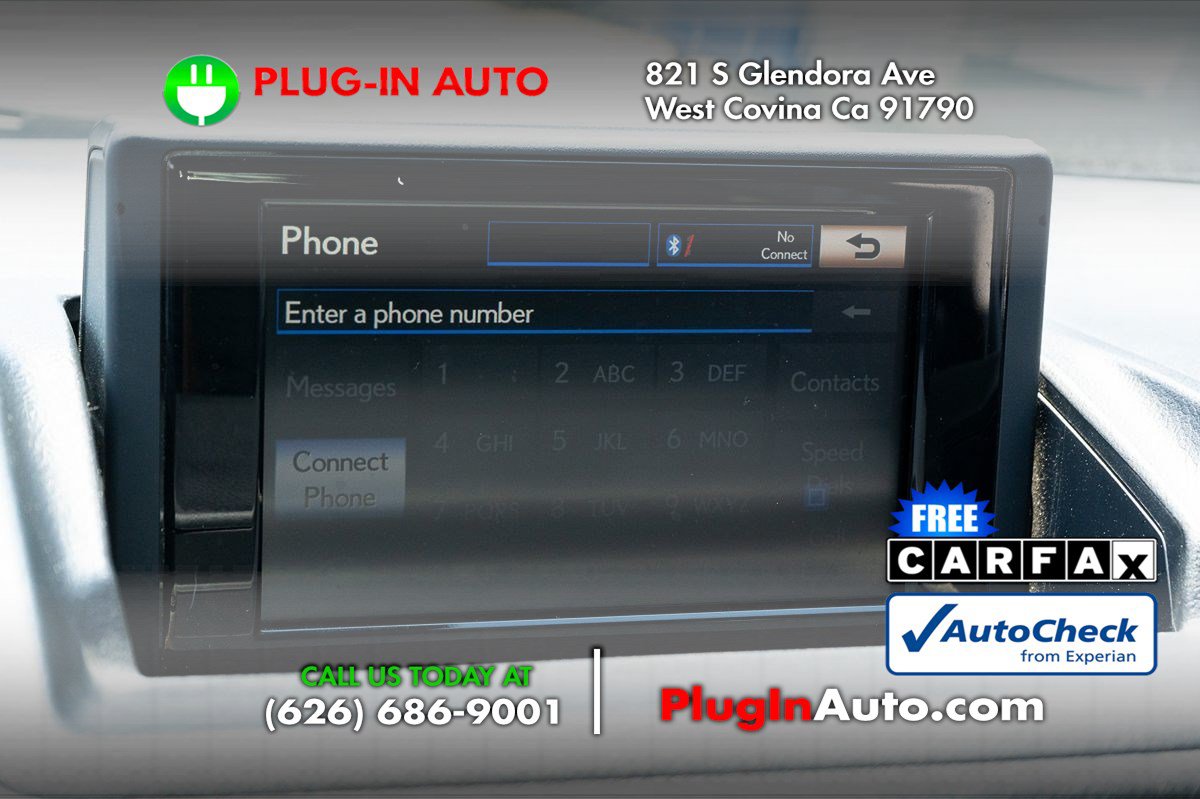 Used 2013 Lexus CT 200h w/ Leather Pkg FWD image 30