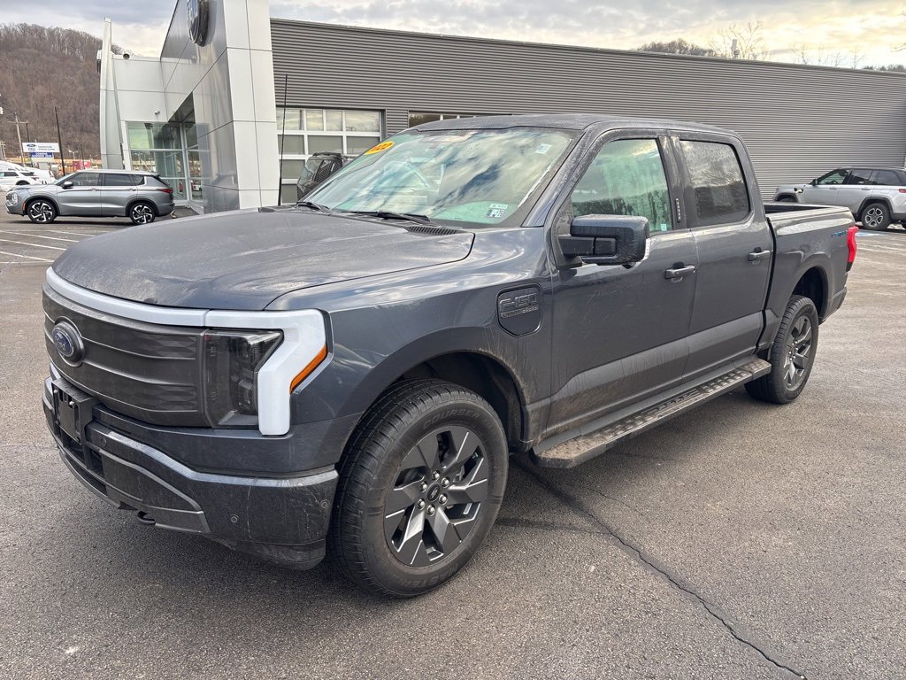 Used 2022 Ford F150 Lightning Lariat w/ Max Trailer Tow Package image 3