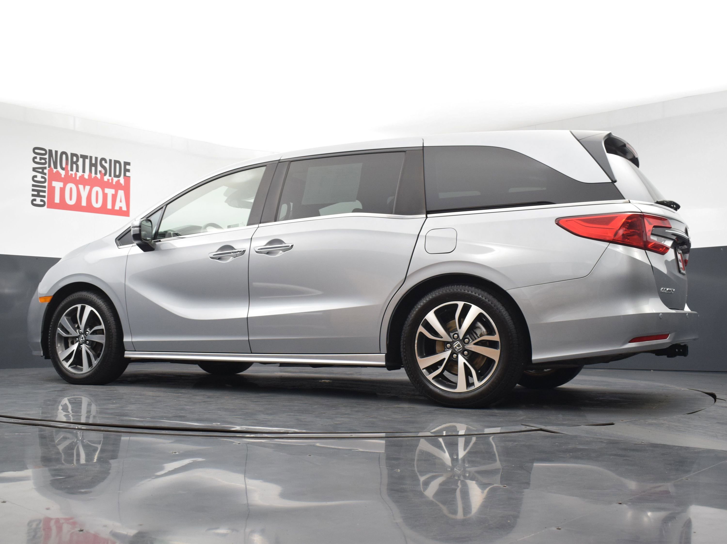 Used 2022 Honda Odyssey Touring image 39