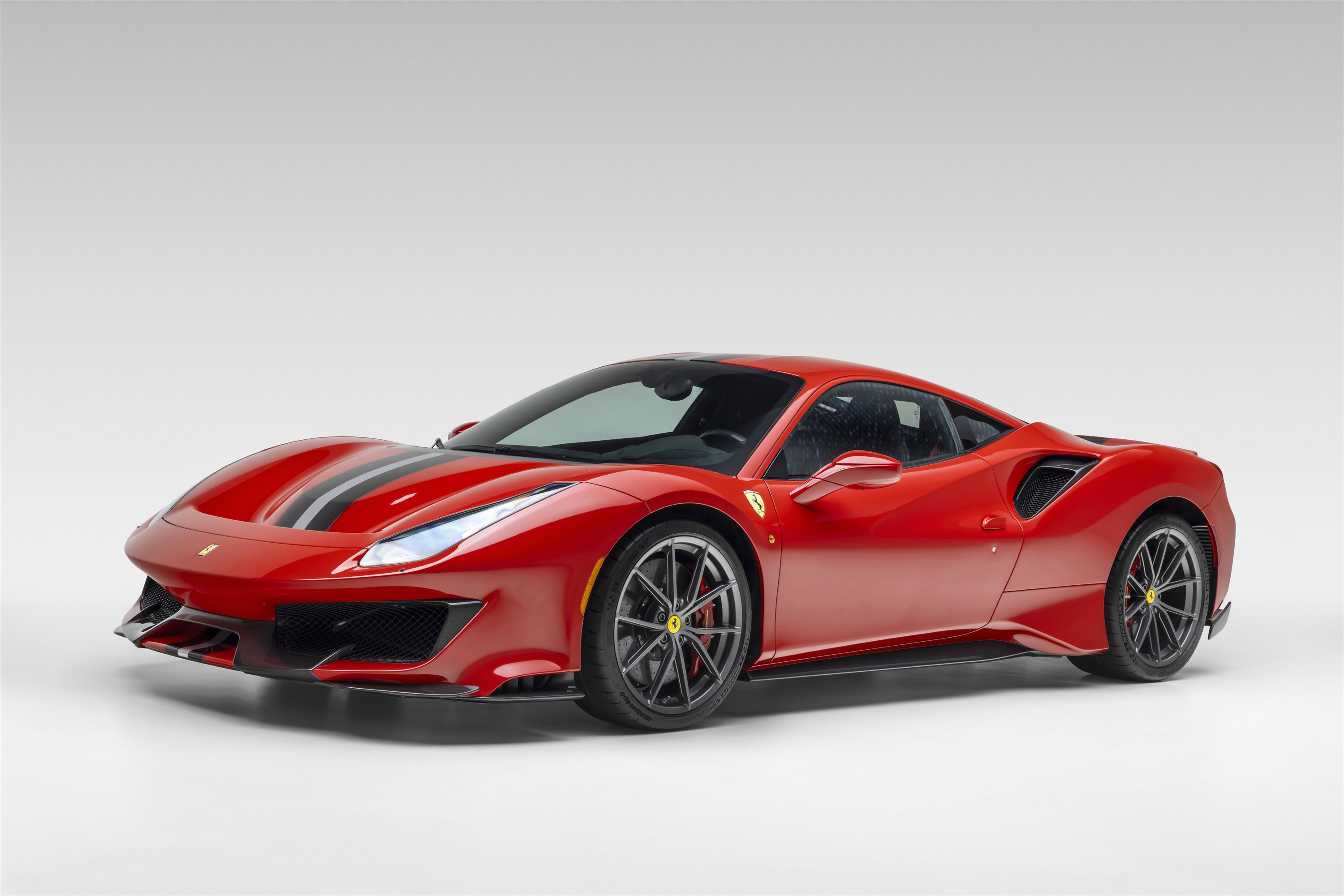 Certified 2020 Ferrari 488 Pista Coupe RWD image 2