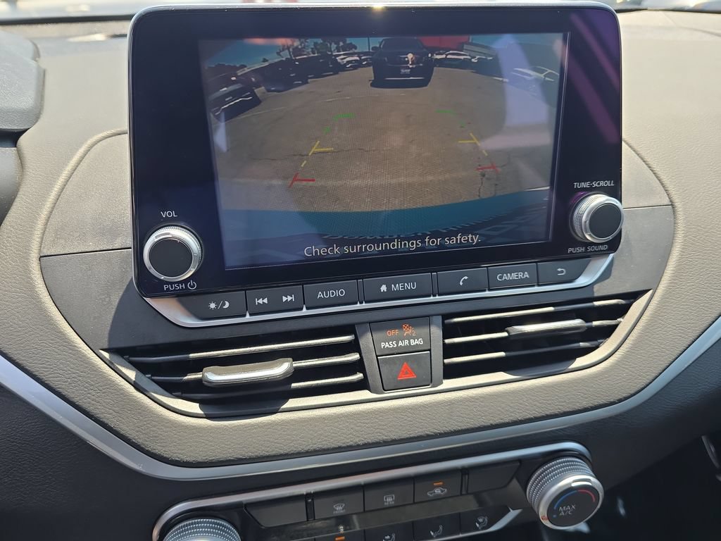 Used 2025 Nissan Altima 2.5 S FWD image 18
