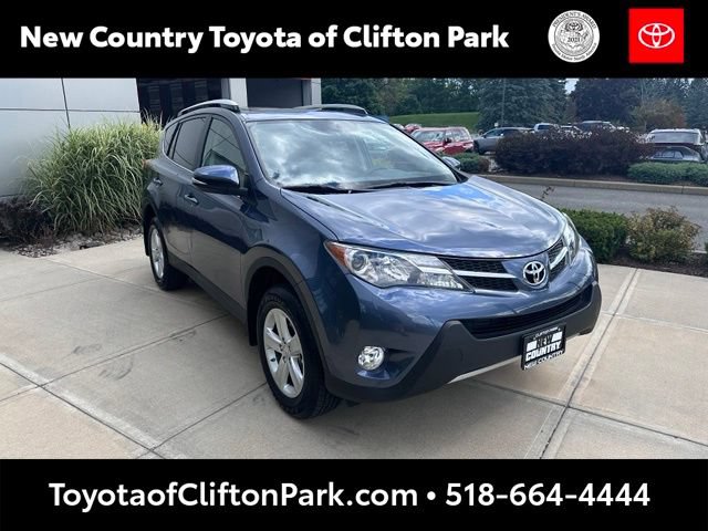 Used 2014 Toyota RAV4 XLE AWD/4WD image 1