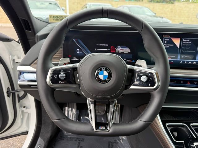 Used 2025 BMW 760i xDrive w/ Premium Package image 22
