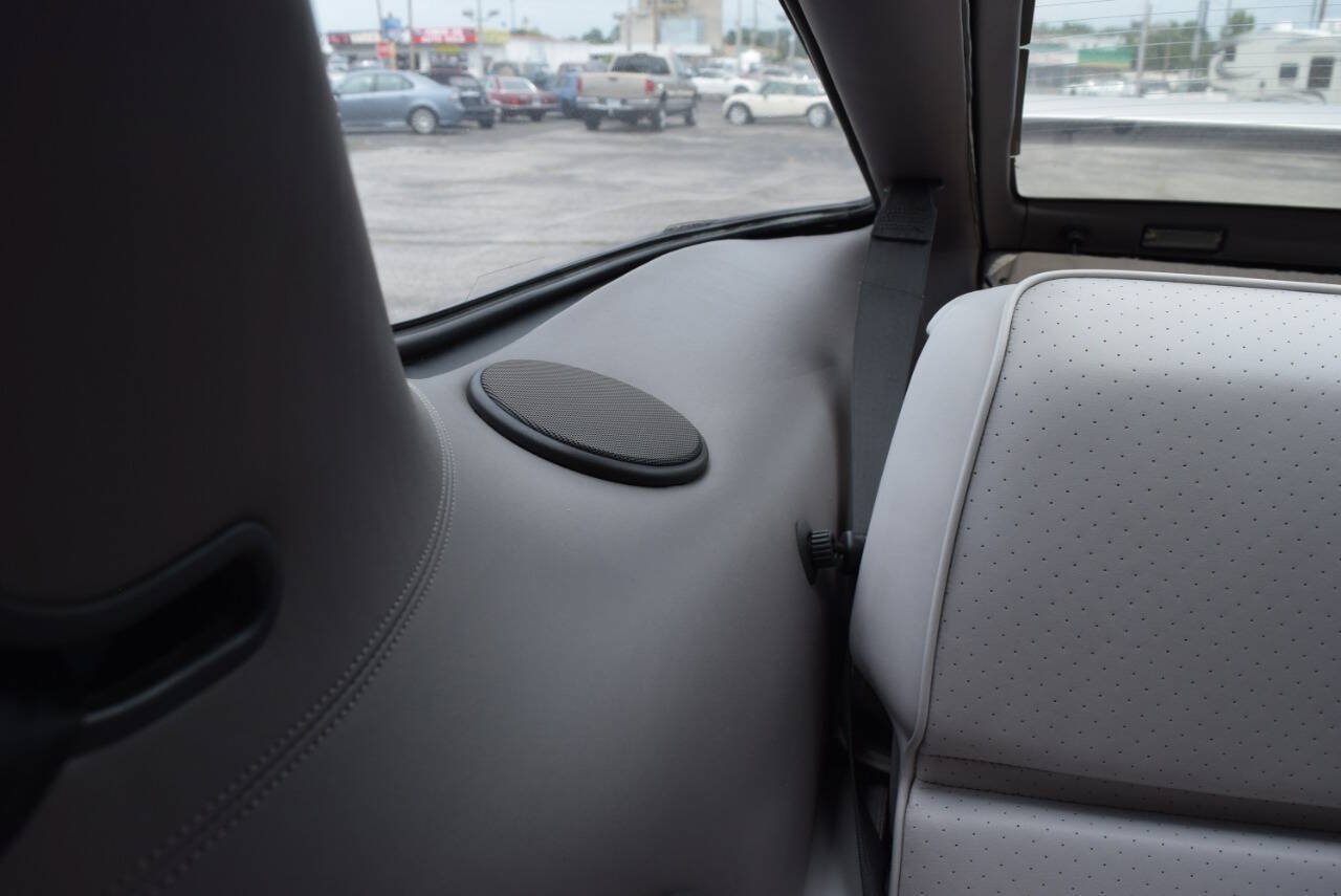Used 1993 Porsche 928 GTS RWD image 41