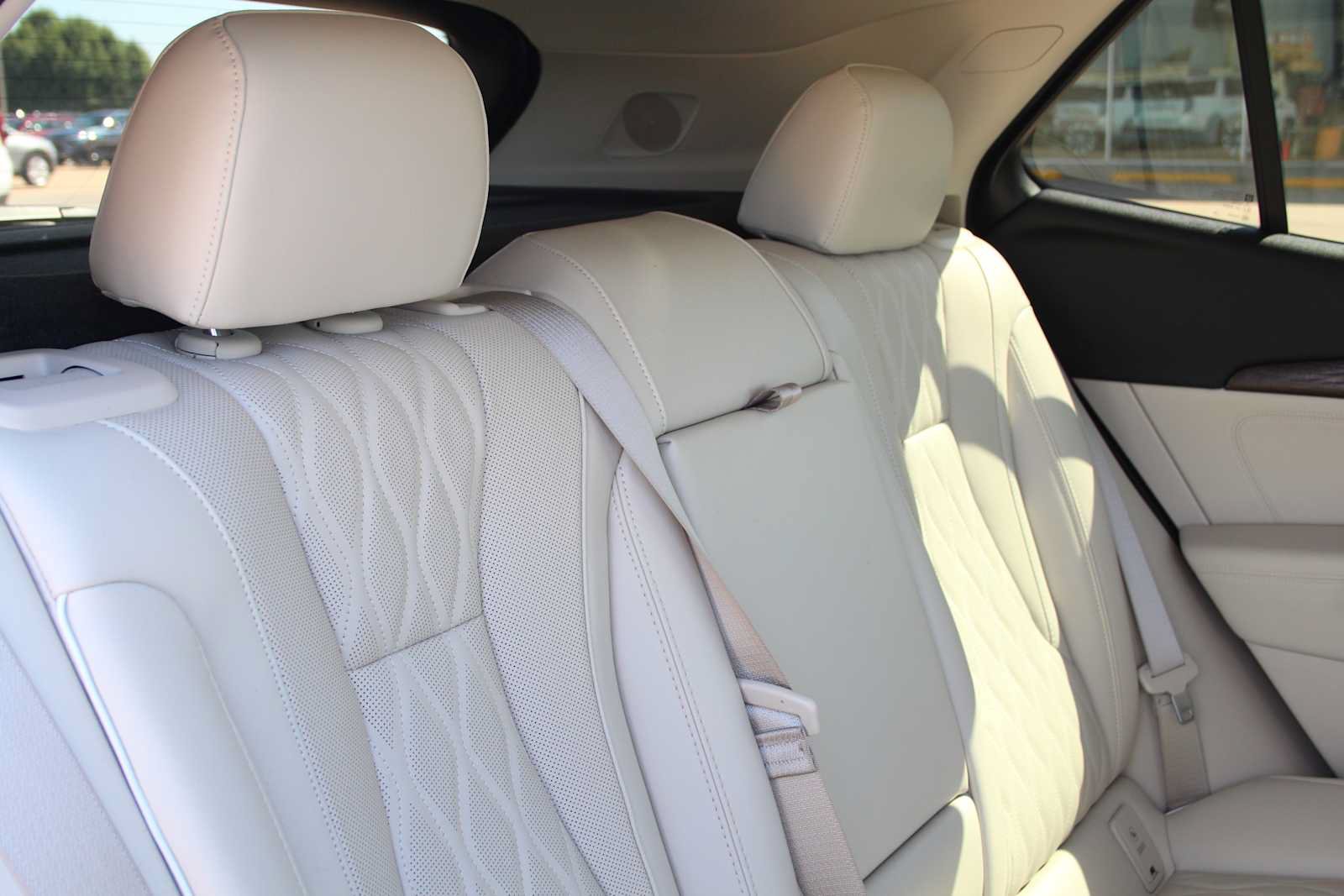 Used 2023 Buick Envision Avenir FWD image 20