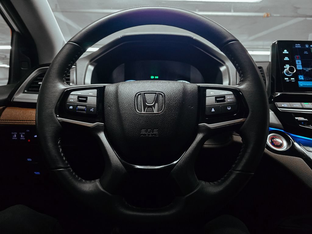Used 2025 Honda Odyssey Touring image 21