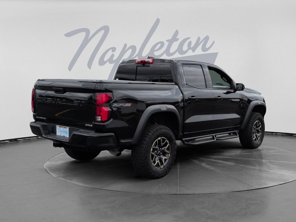 Used 2024 Chevrolet Colorado ZR2 w/ ZR2 Convenience Package III AWD/4WD image 8