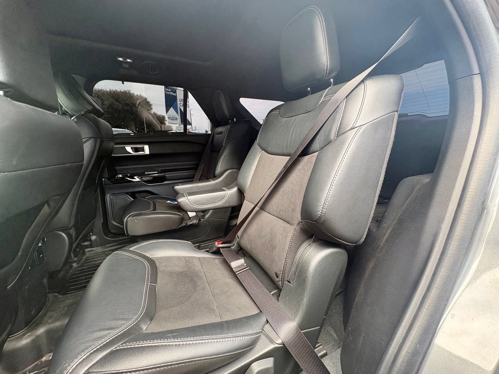 Used 2022 Ford Explorer ST w/ ST High-Performance Pack AWD/4WD image 10