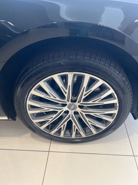 Used 2020 Audi A8 L 4.0T w/ Executive Package image 3