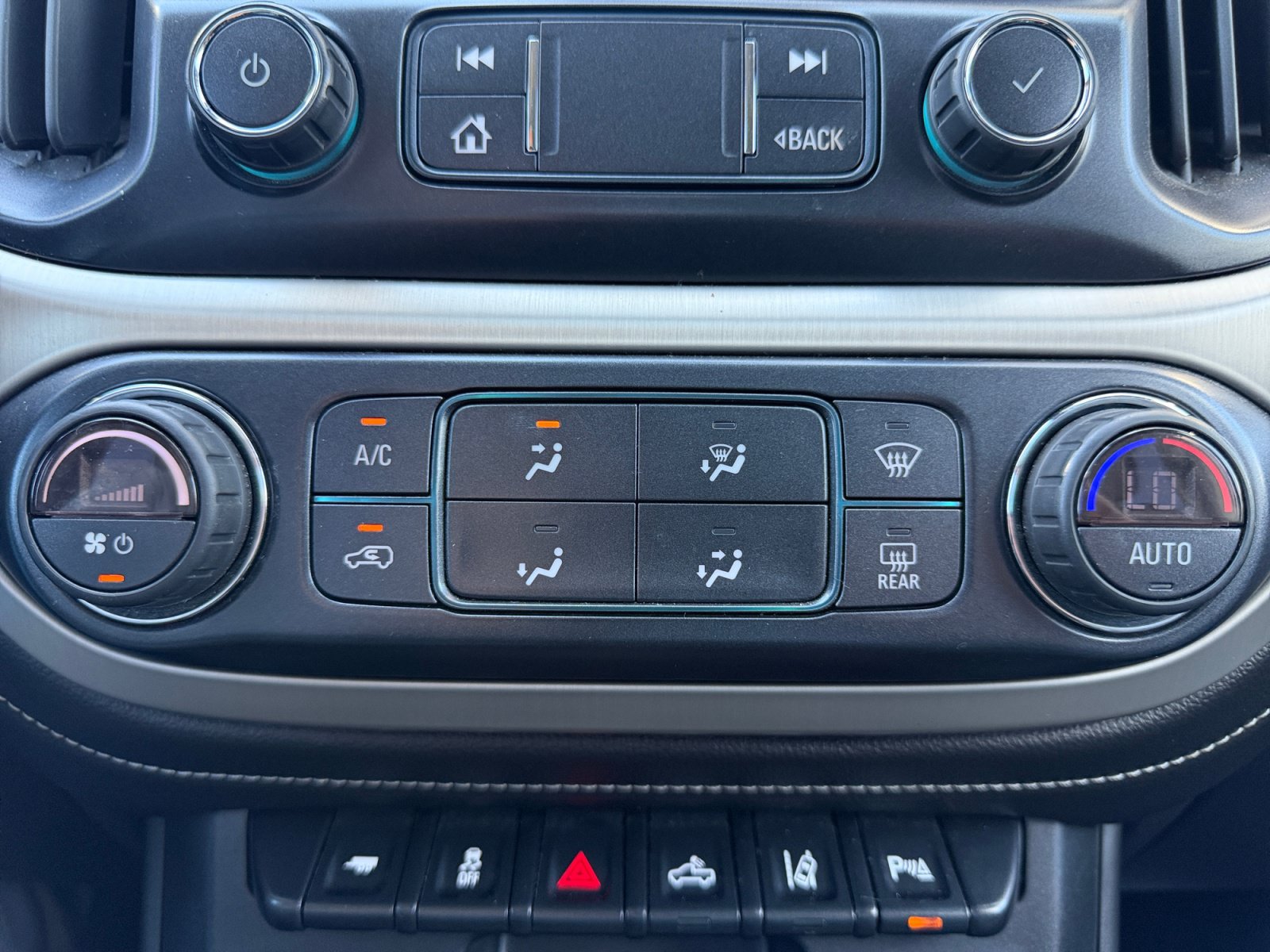 Used 2021 GMC Canyon Denali AWD/4WD image 14