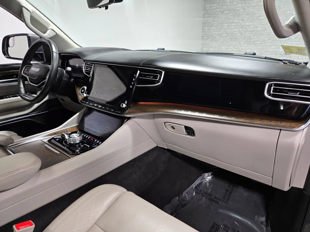 Used 2022 Jeep Grand Wagoneer Series II w/ Premium Group II AWD/4WD image 63