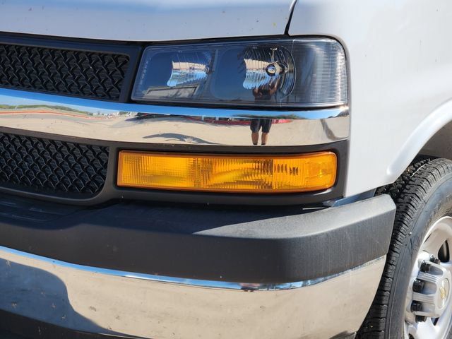 New 2025 Chevrolet Express 3500 w/ Power Convenience Package RWD image 15