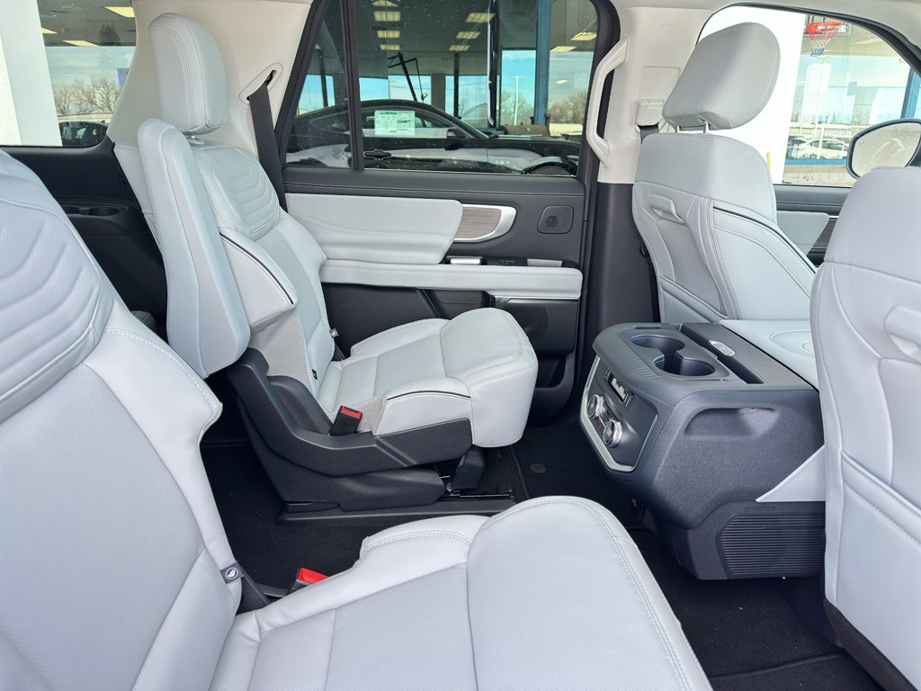 New 2025 Ford Expedition Max Platinum w/ Platinum Ultimate Package image 33