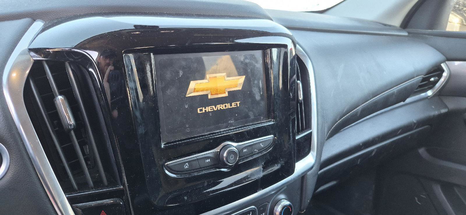 Used 2021 Chevrolet Traverse LS w/ LPO, Blackout Package image 9