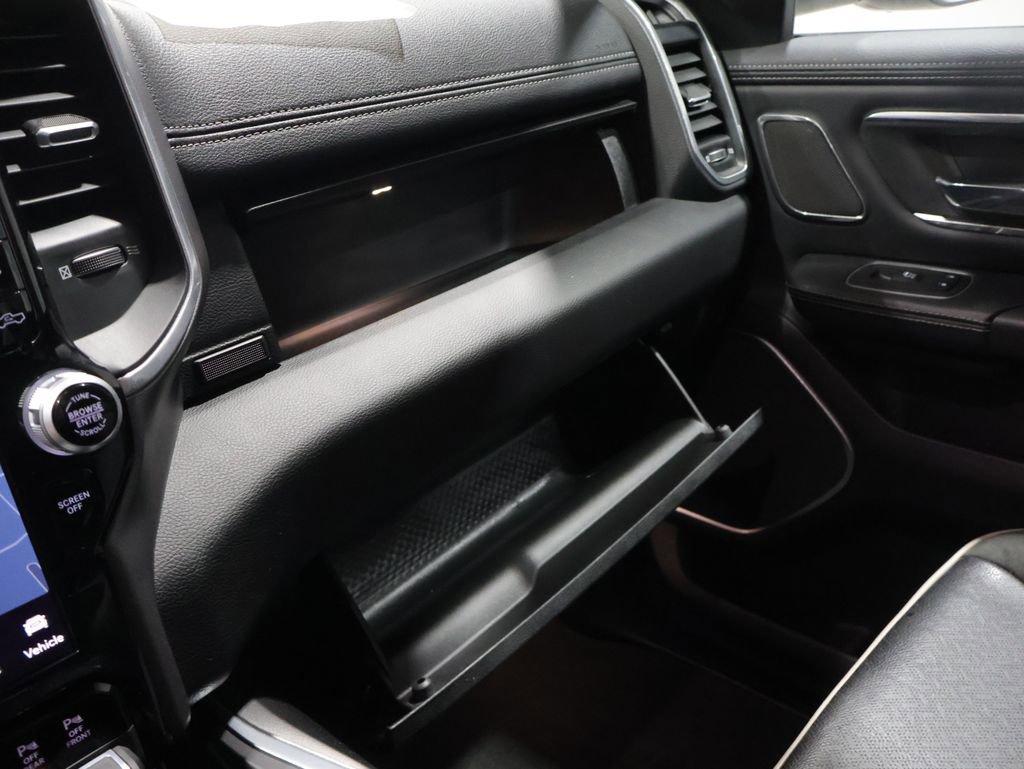 Used 2023 RAM 1500 Laramie image 31