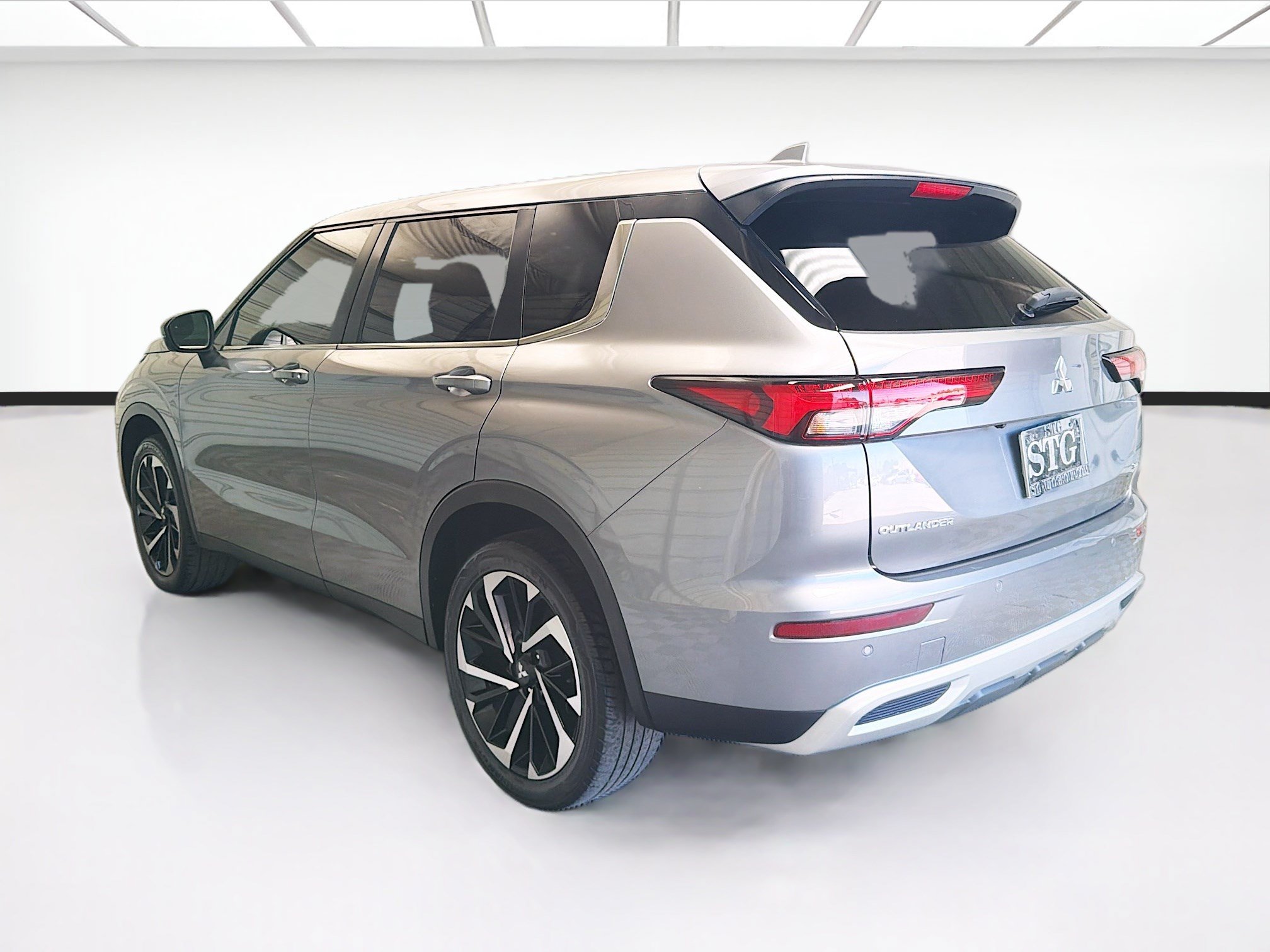 Used 2022 Mitsubishi Outlander SE FWD image 6