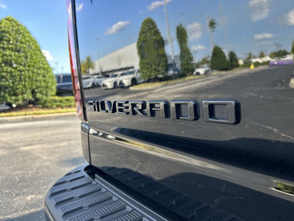 Used 2025 Chevrolet Silverado 2500 High Country w/ High Country Premium Package AWD/4WD image 34