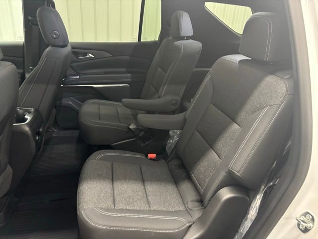 Used 2025 Chevrolet Traverse LT w/ Driver Confidence Package image 11