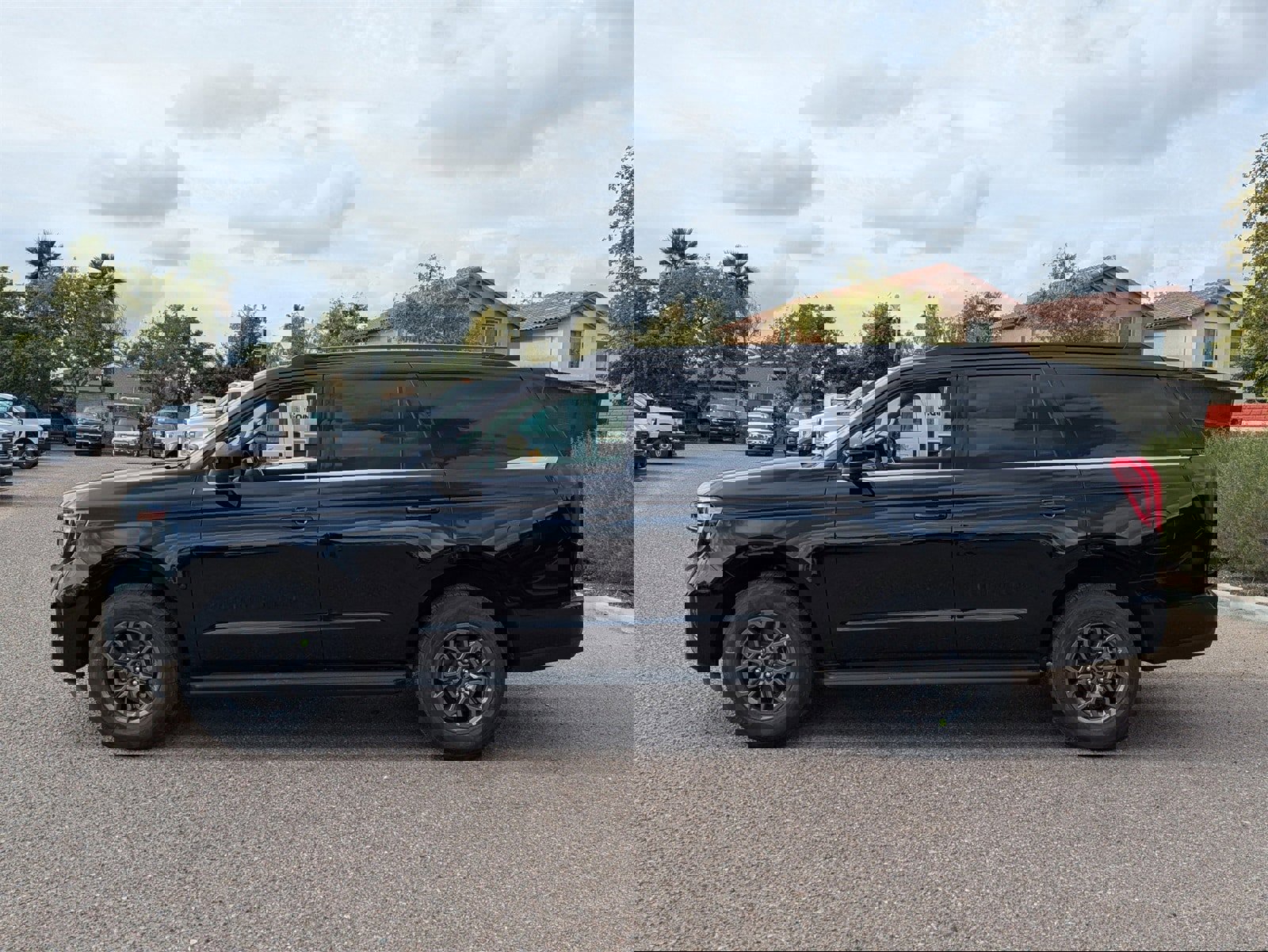 New 2026 Ford Expedition XL image 2