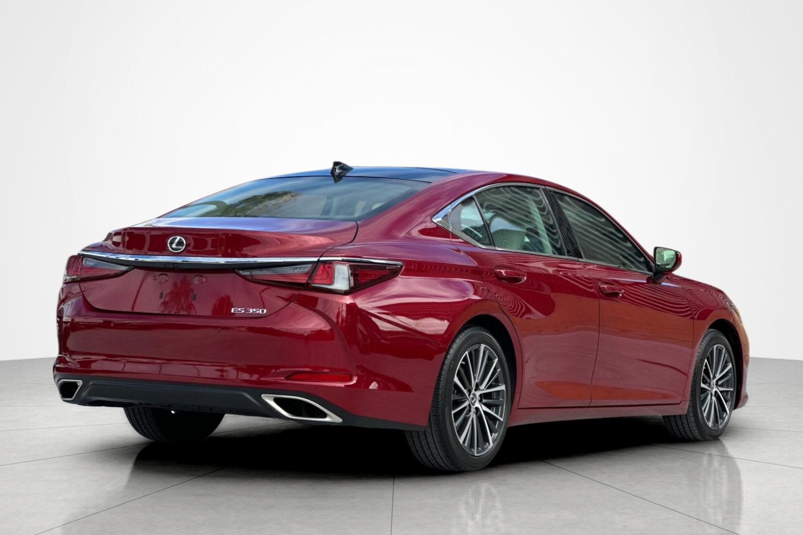 Used 2023 Lexus ES 350 w/ Premium Package FWD image 5