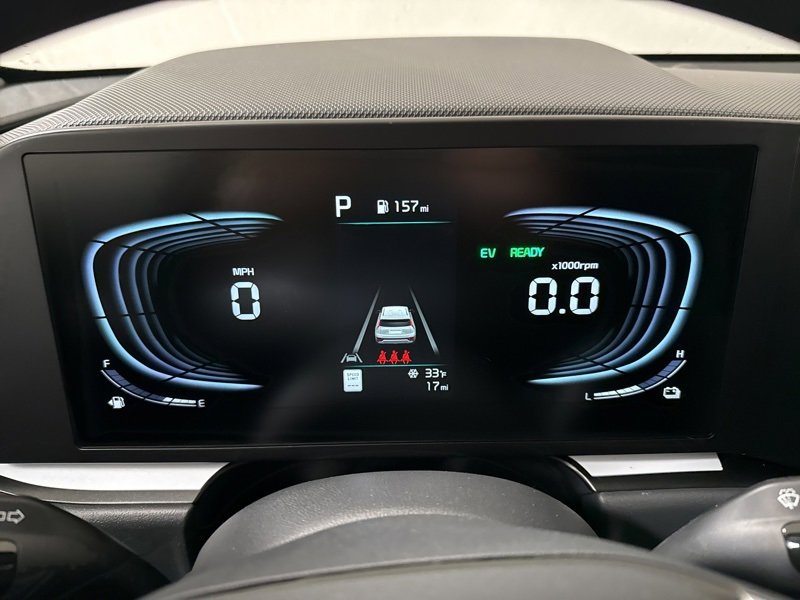 New 2025 Kia Niro LX image 23