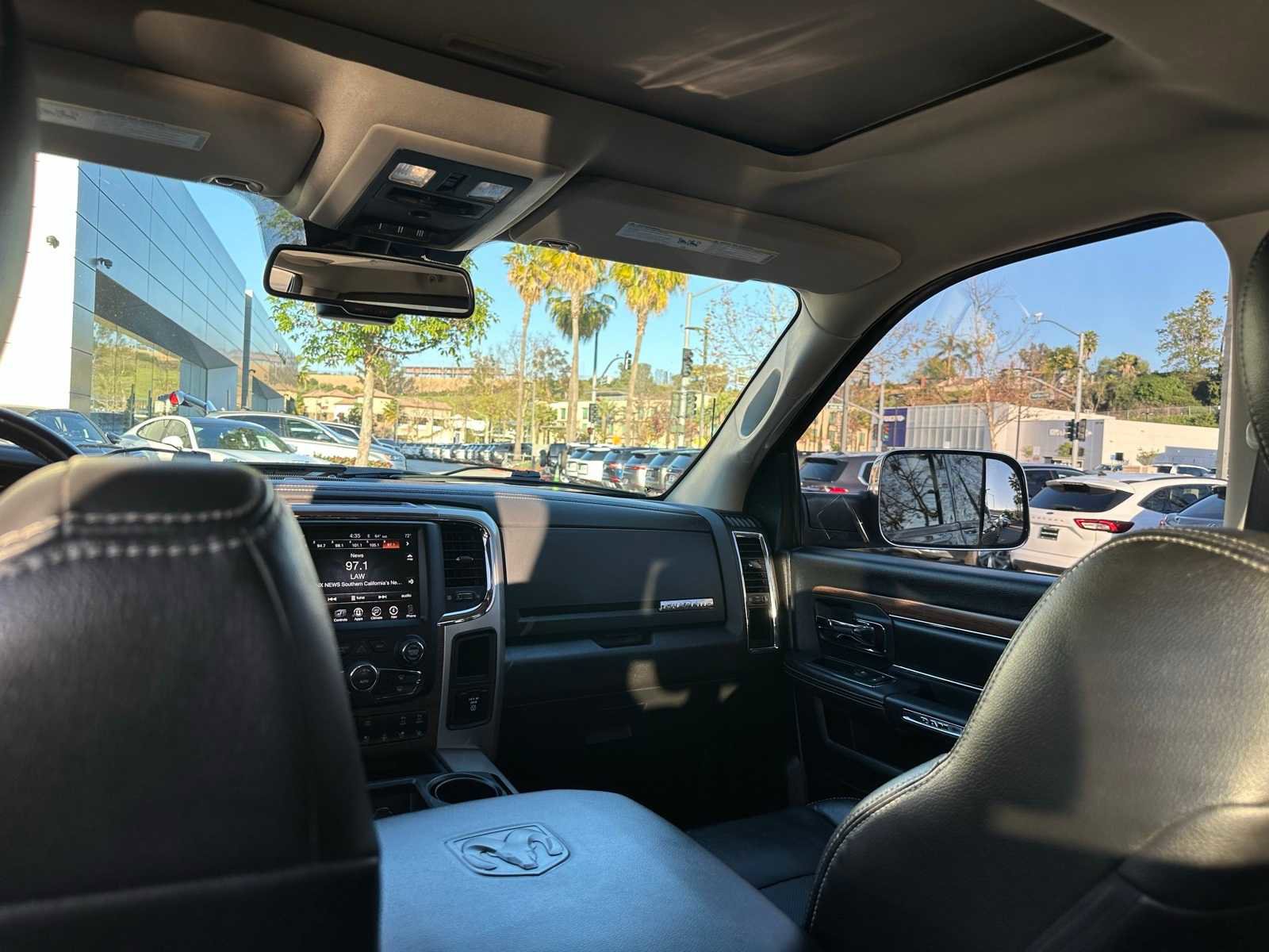 Used 2015 RAM 1500 Laramie w/ Convenience Group image 17