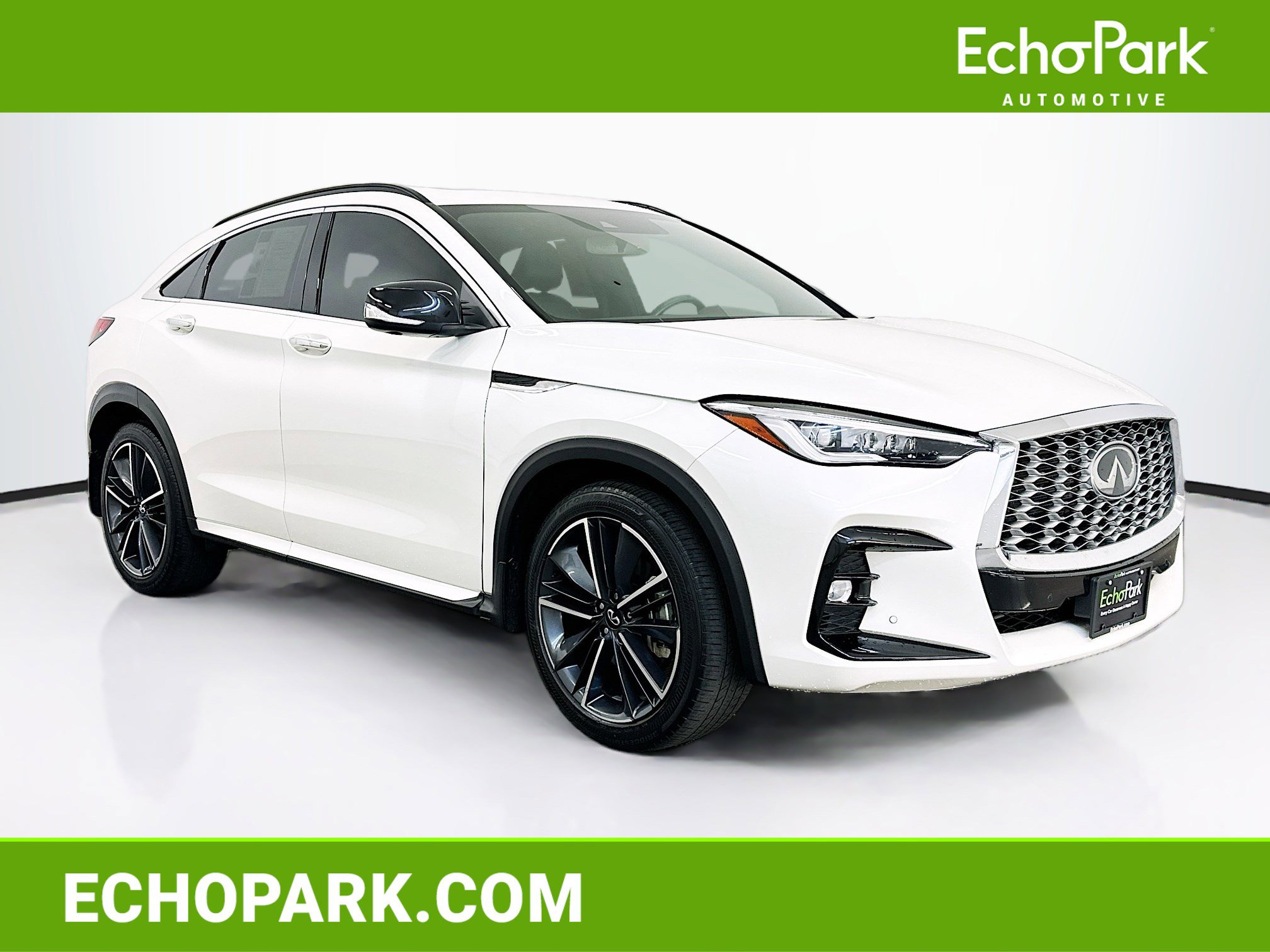 Used 2023 INFINITI QX55 Essential image 1