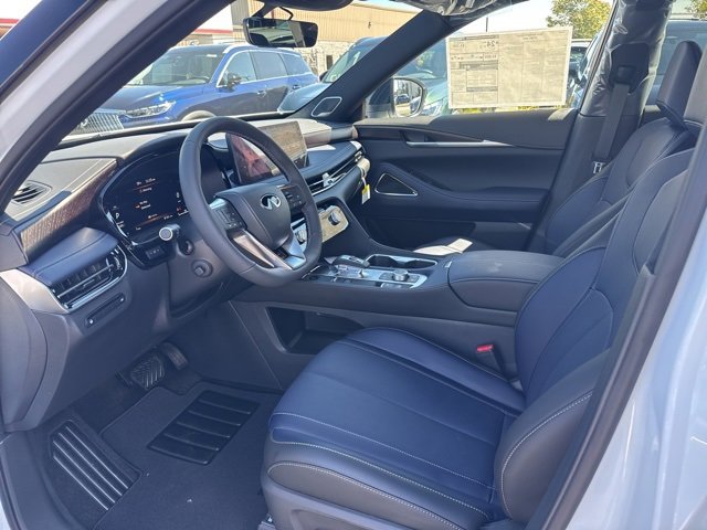 New 2026 INFINITI QX60 Luxe w/ Dark Cargo Package image 7