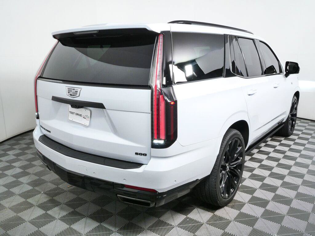 Used 2026 Cadillac Escalade Platinum Sport w/ LPO, ONYX Package AWD/4WD image 30