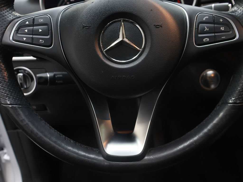 Used 2017 Mercedes-Benz GLE 350 4MATIC w/ Premium 2 Package image 18