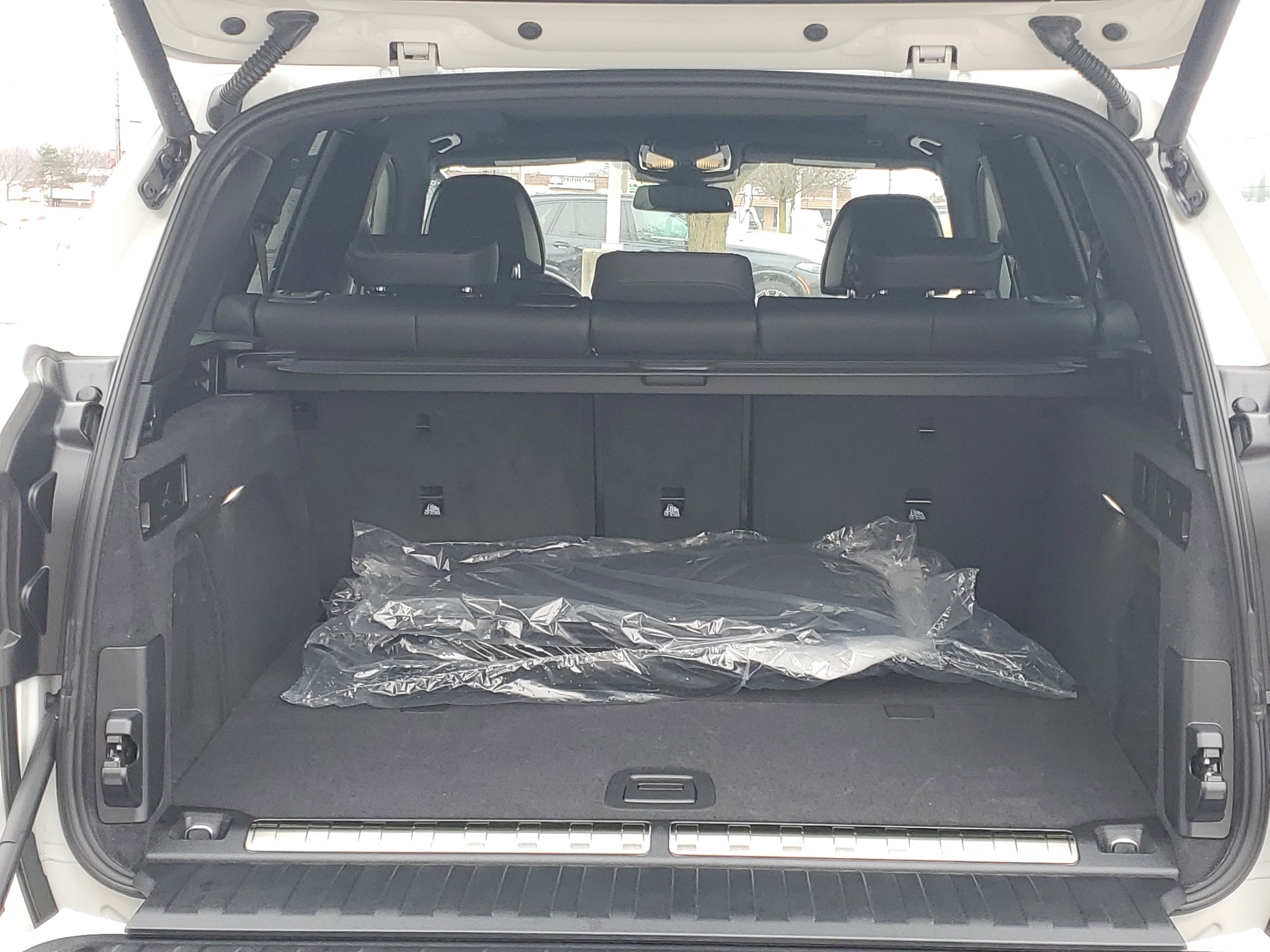 New 2026 BMW X5 xDrive50e image 26