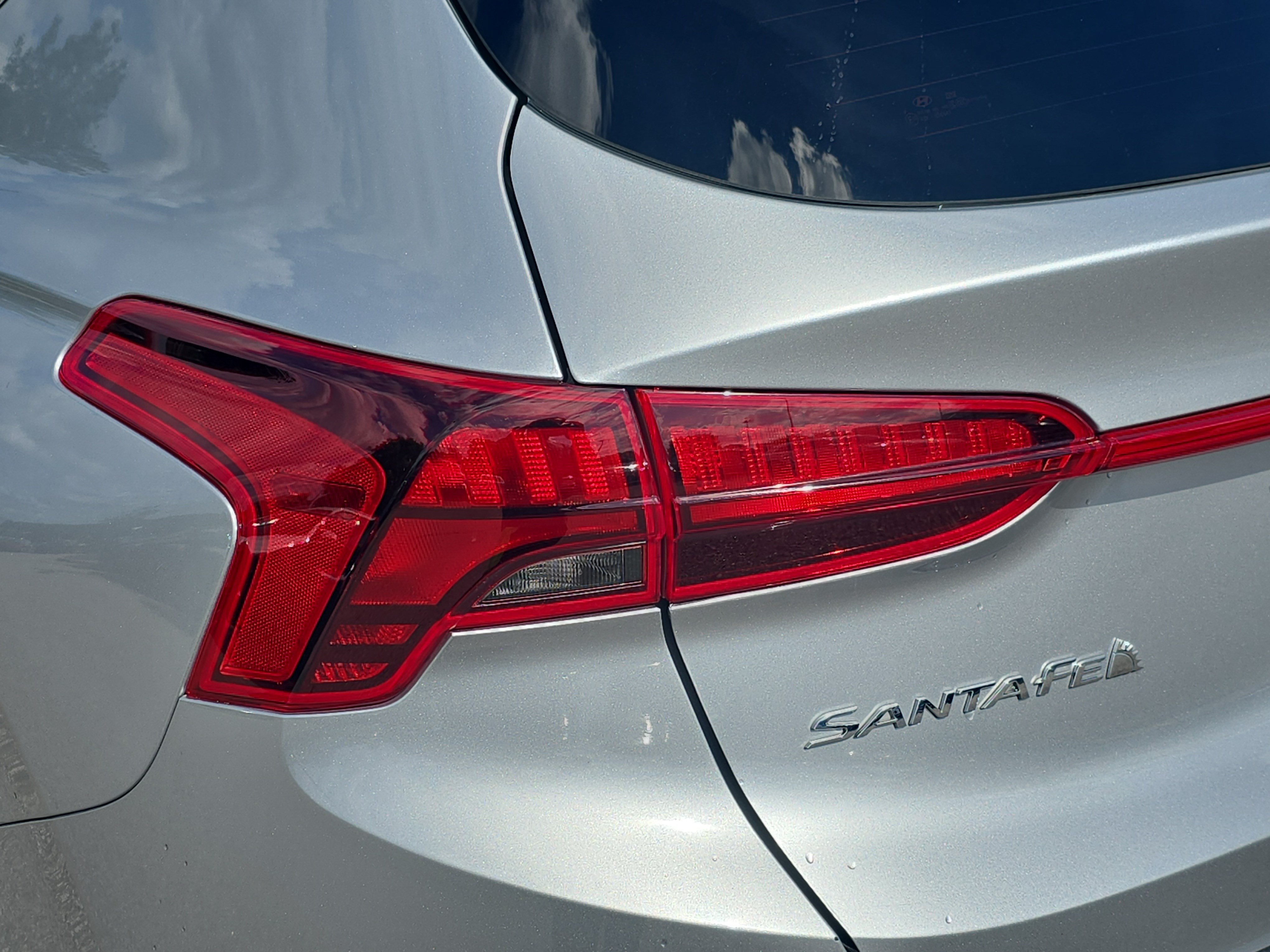 Used 2023 Hyundai Santa Fe SEL AWD/4WD image 32