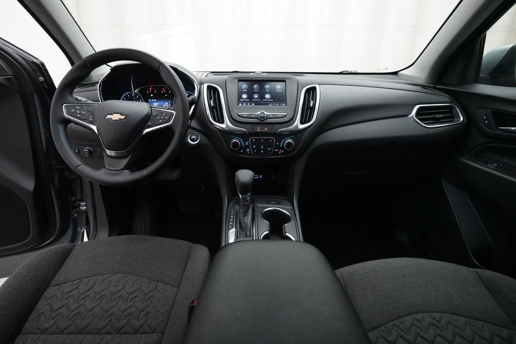 Used 2024 Chevrolet Equinox LT AWD/4WD image 5