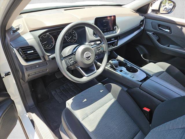 Used 2022 Nissan Rogue SV FWD image 10
