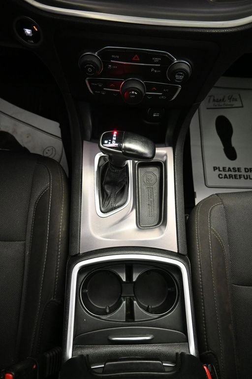 Used 2019 Dodge Charger SXT RWD image 20
