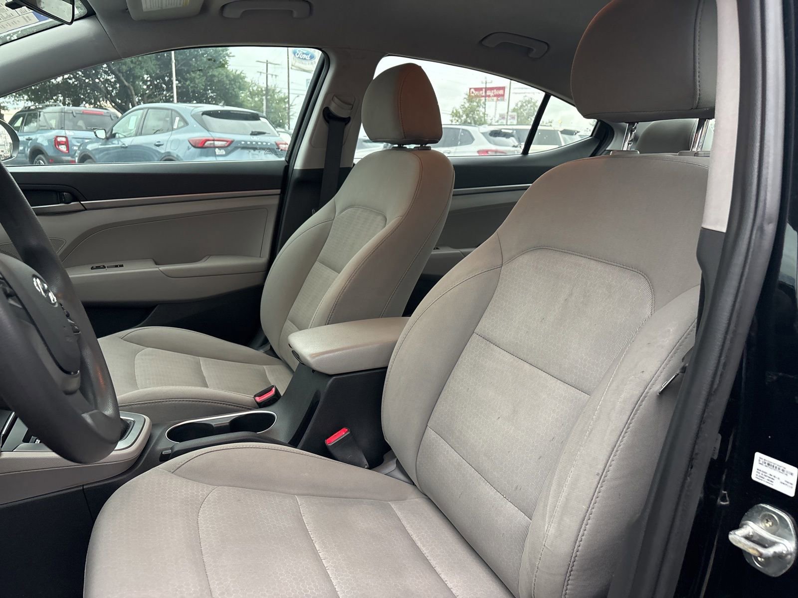 Used 2017 Hyundai Elantra SE FWD image 13