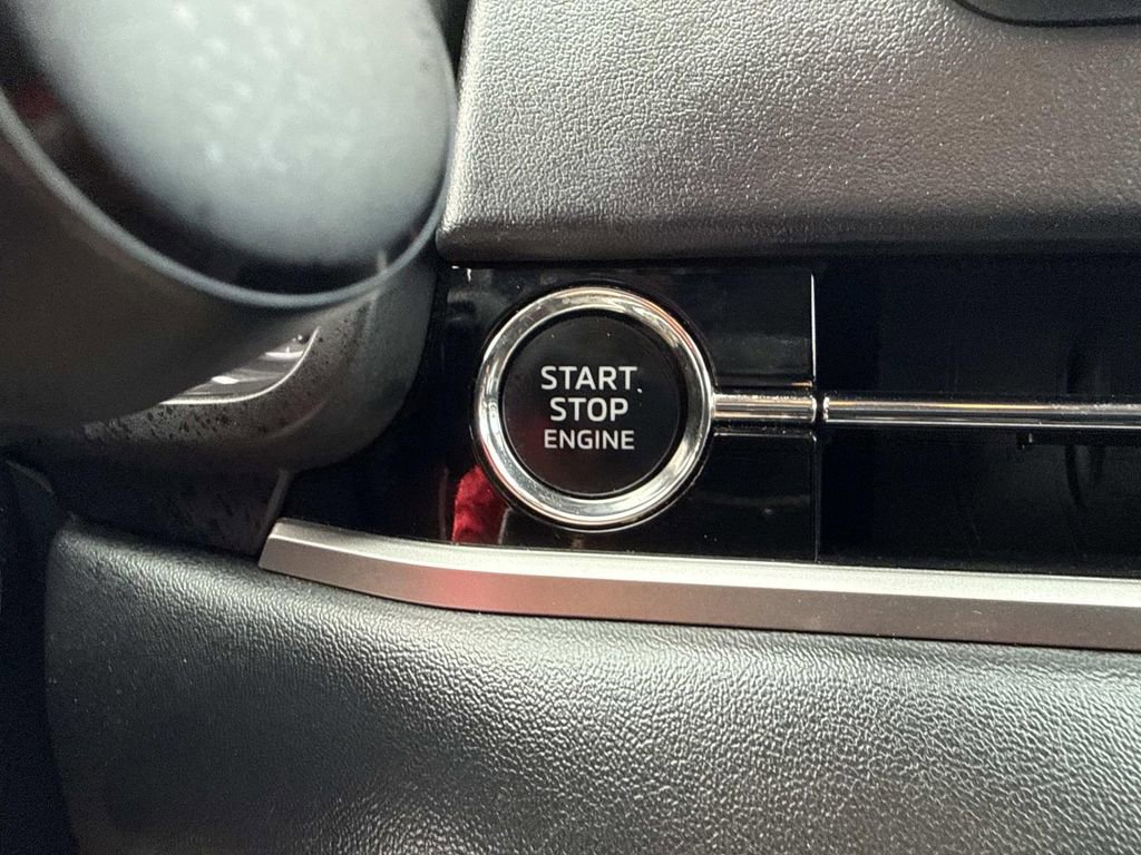 Used 2023 Mitsubishi Outlander ES FWD image 27