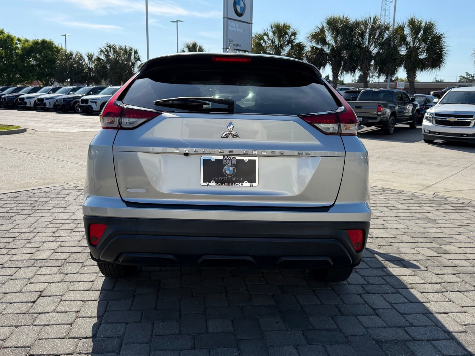 Used 2022 Mitsubishi Eclipse Cross ES image 9