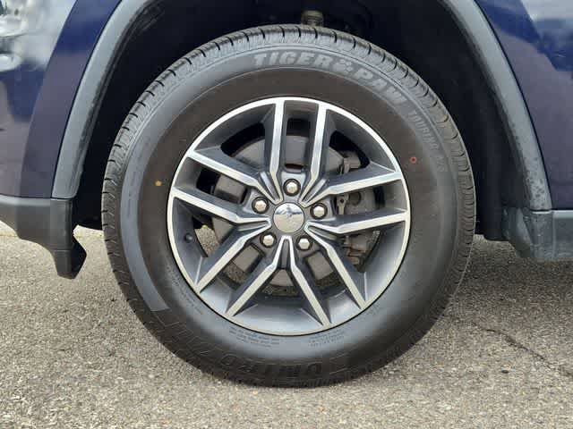 Used 2017 Jeep Grand Cherokee Limited AWD/4WD image 14