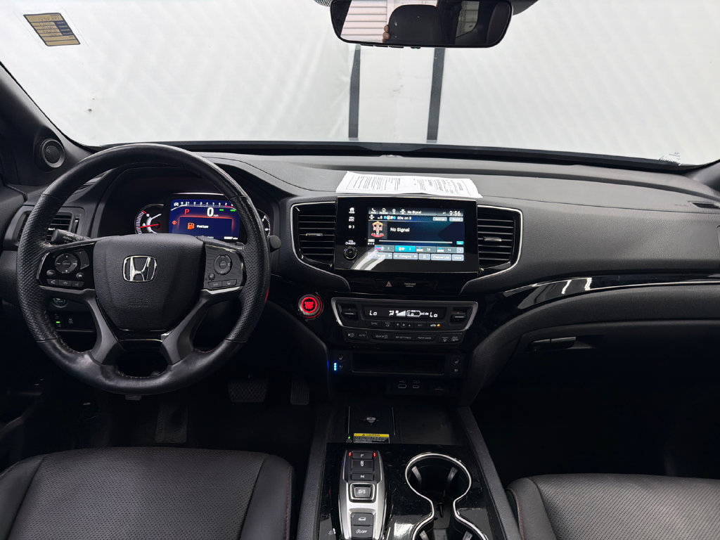 Used 2024 Honda Passport Black Edition image 25