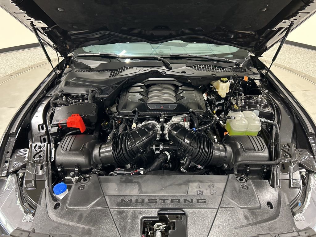 Used 2024 Ford Mustang GT Premium RWD image 28