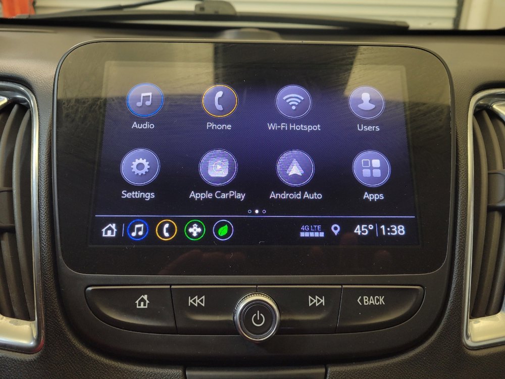 Used 2019 Chevrolet Malibu Hybrid image 25