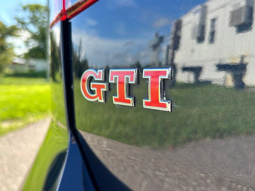 Used 2017 Volkswagen GTI Autobahn FWD image 44