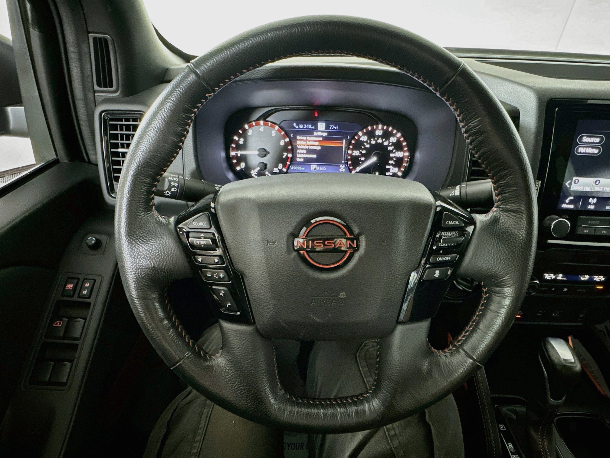 Used 2022 Nissan Frontier PRO-4X AWD/4WD image 11