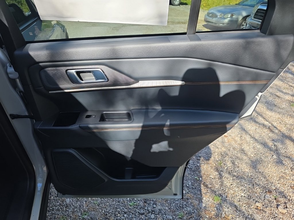 New 2027 Ford Explorer Tremor w/ Tremor Convenience Package AWD/4WD image 34